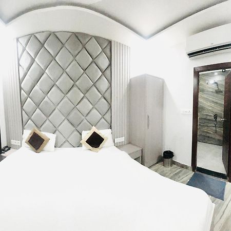 Hotel Green Apple בארילי מראה חיצוני תמונה