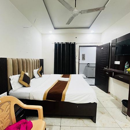 Hotel Green Apple בארילי מראה חיצוני תמונה