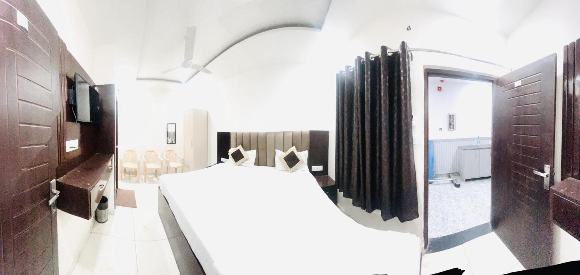 Hotel Green Apple בארילי מראה חיצוני תמונה