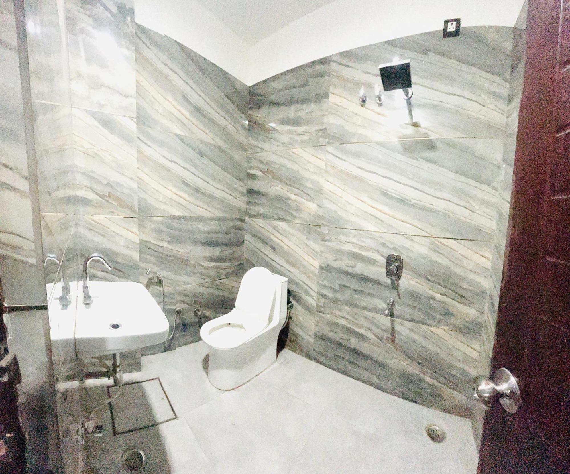 Hotel Green Apple בארילי מראה חיצוני תמונה